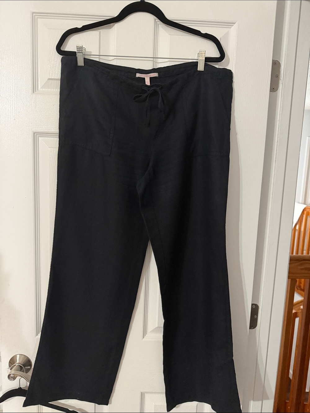 Victoria’s Secret Women’s Black Drawstring Linen Pants